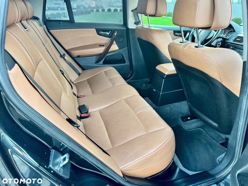 BMW X3 xDrive20i Limited Sport Edition - 39