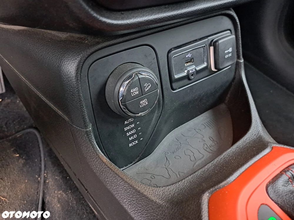 Jeep Renegade - 17