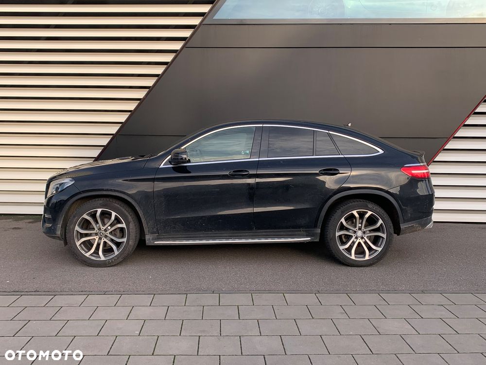 Mercedes-Benz GLE - 1