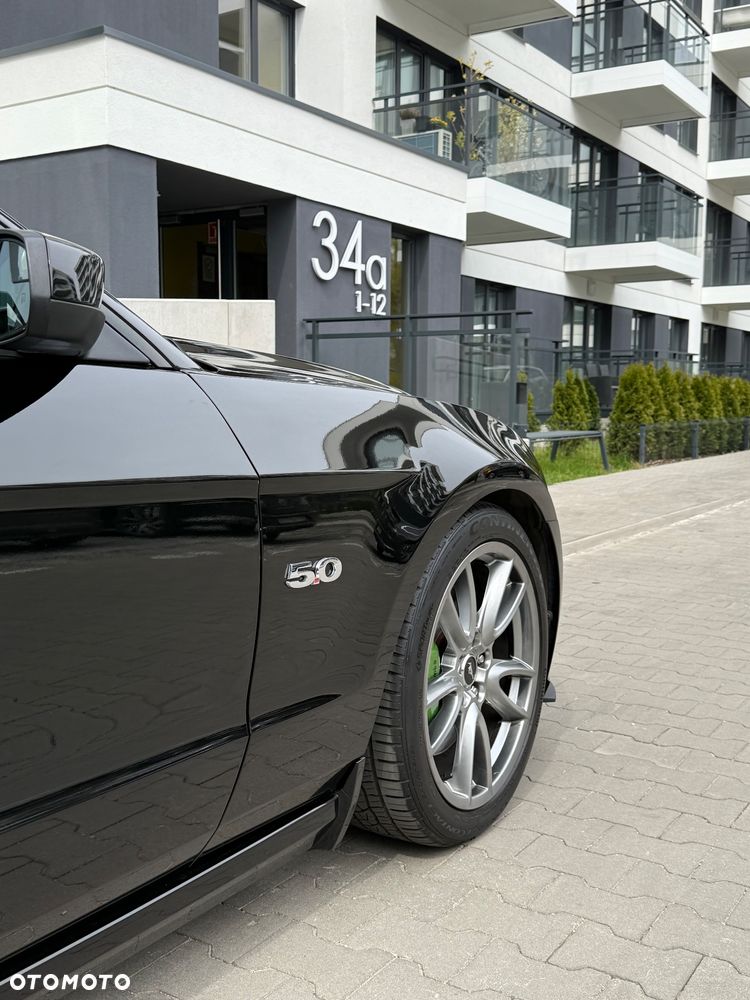 Ford Mustang 5.0 V8 GT - 34