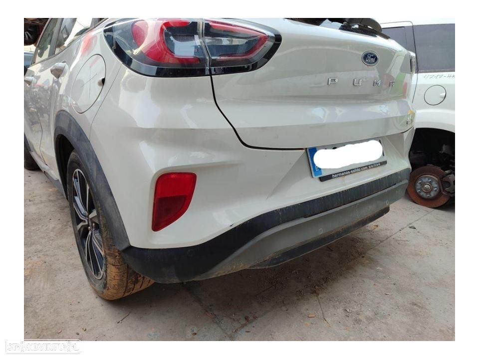 PARA-CHOQUES TRASEIRO FORD PUMA - 1