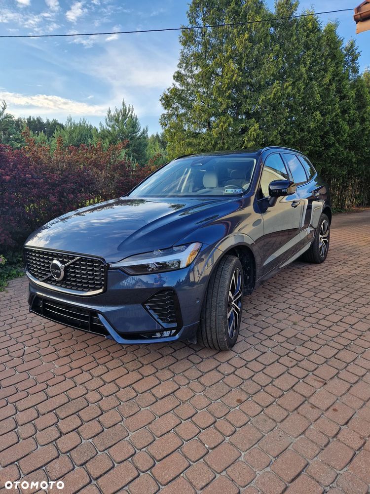 Volvo XC 60 B5 B AWD Plus Dark - 2
