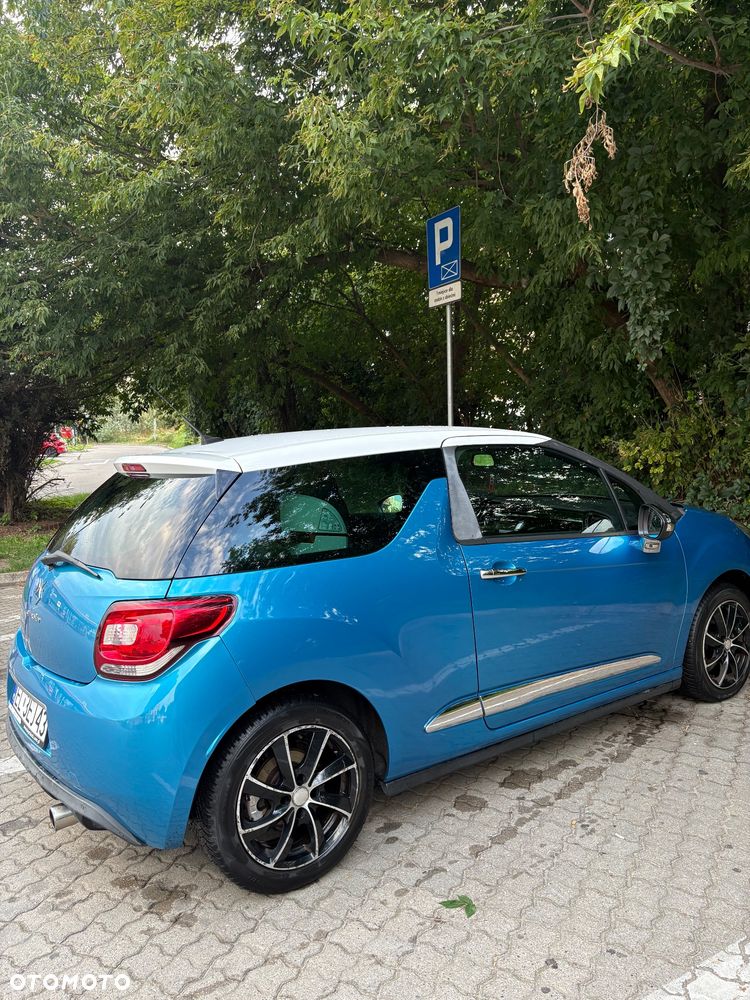 Citroën DS3 e-HDi 90 FAP SoChic - 2