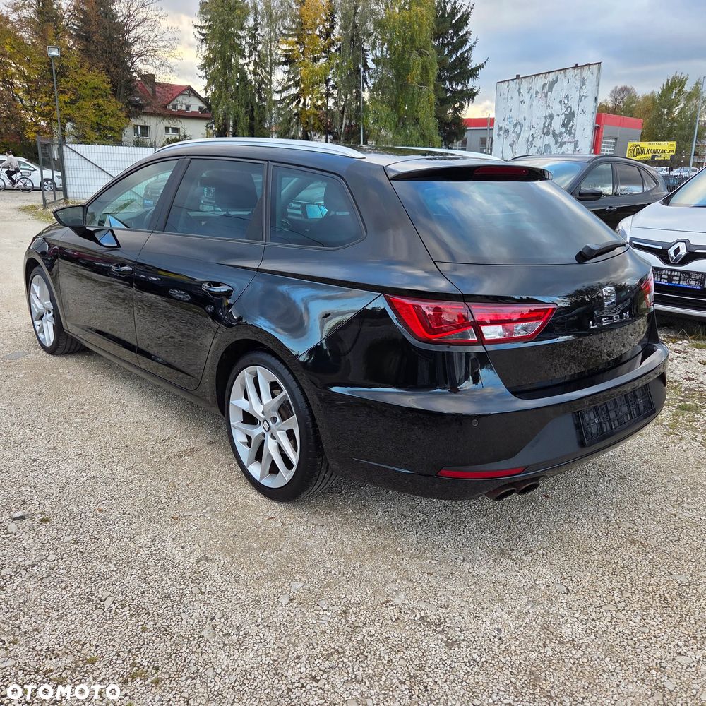 Seat Leon 1.8 TSI FR Black S&S - 3
