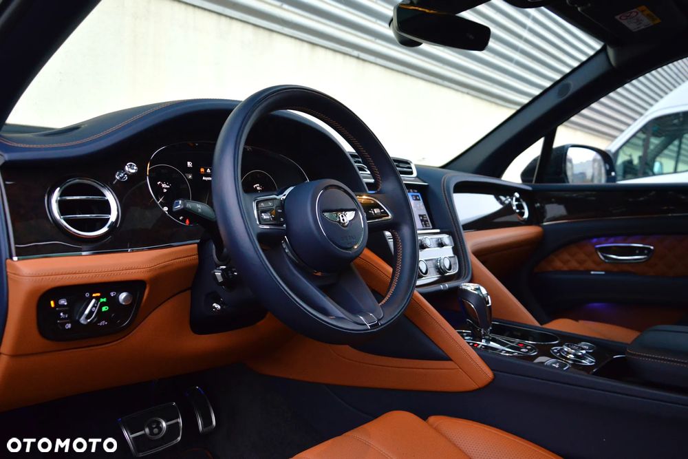 Bentley Bentayga V8 - 13
