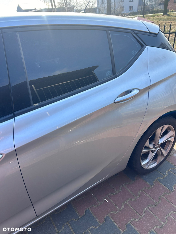 OPEL ASTRA K V Z176 DRZWI LEWE TYLNE HB