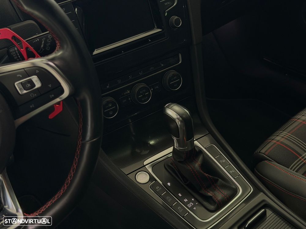 VW Golf 2.0 TSi GTi DSG Performance - 9