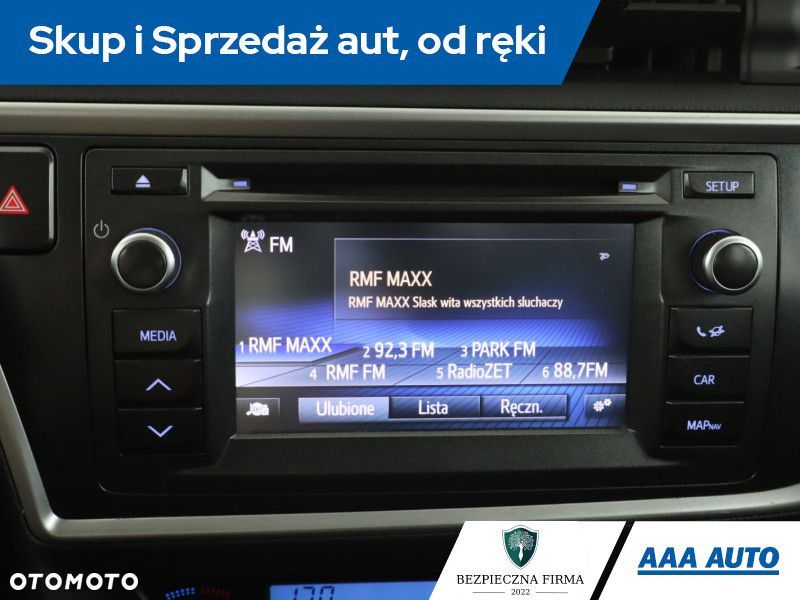 Toyota Auris - 15