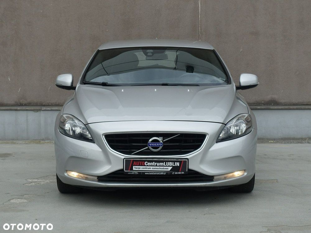 Volvo V40 D3 Geartronic Momentum - 5