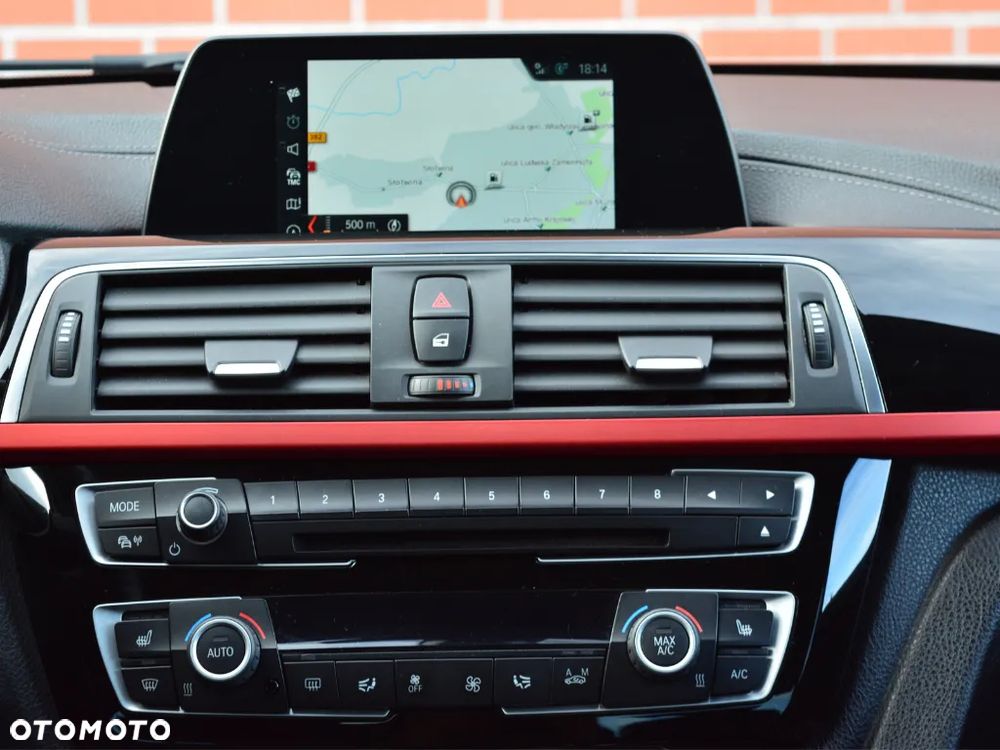 BMW Seria 3 318i Sport Line Shadow - 25