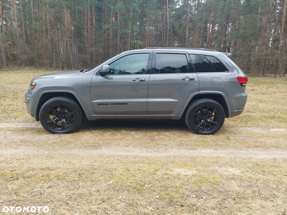Jeep Grand Cherokee - 4