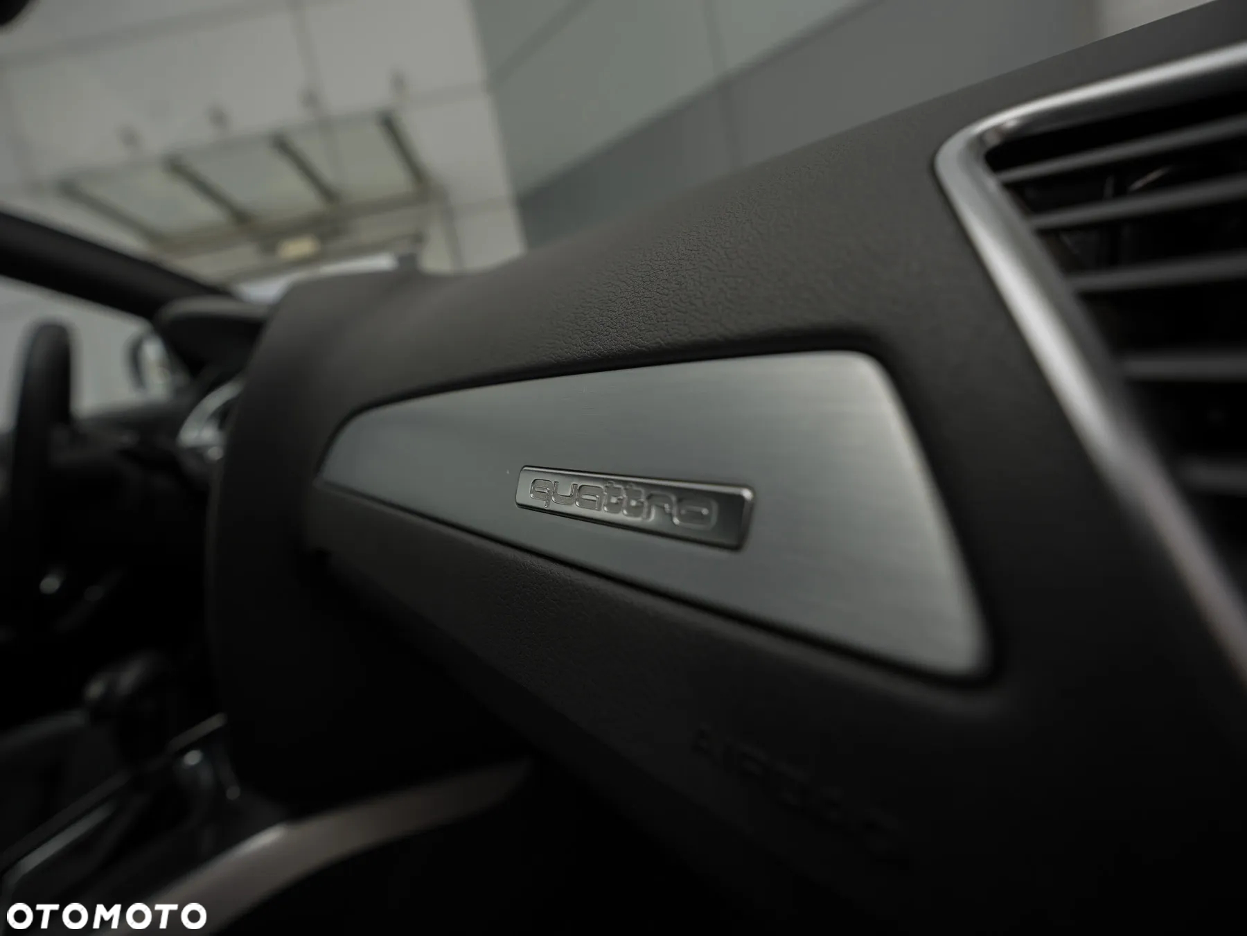 Audi A4 Avant 2.0 TDI DPF quattro S tronic S line Sportpaket - 34