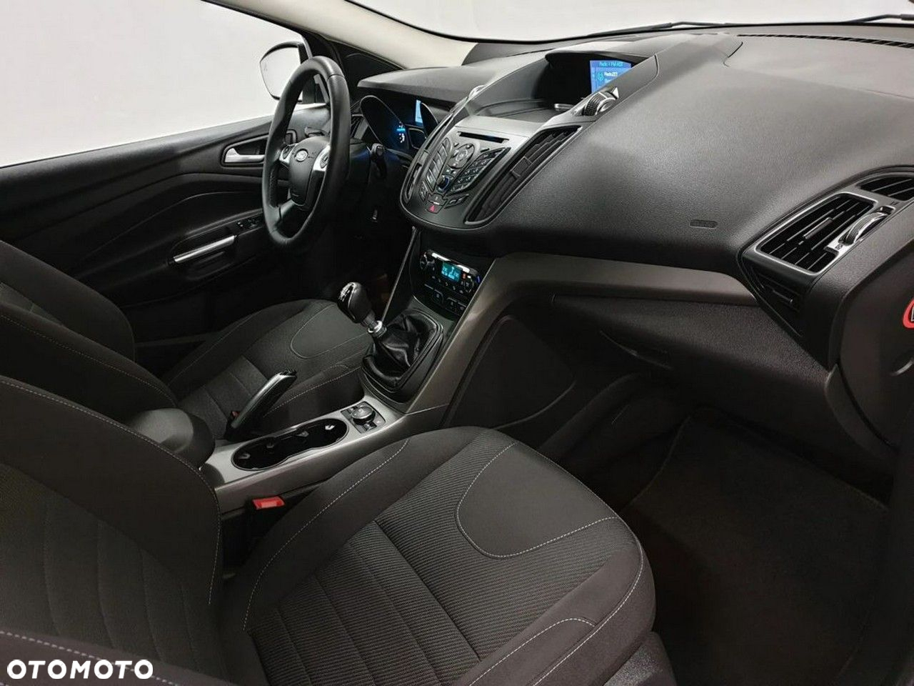 Ford Kuga 2.0 TDCi AWD Titanium - 22