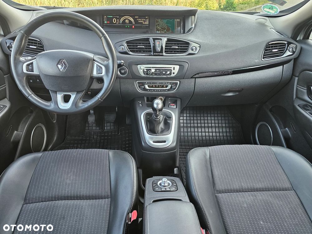 Renault Scenic - 12