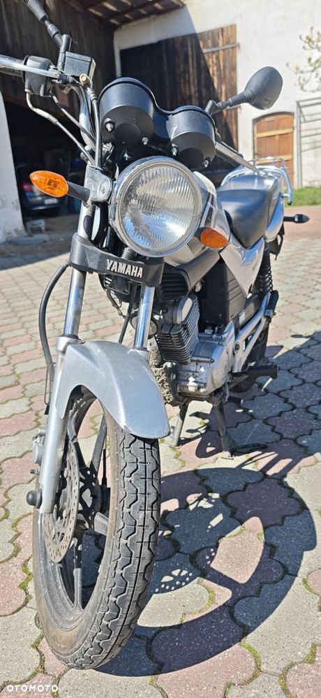 Yamaha YBR - 6