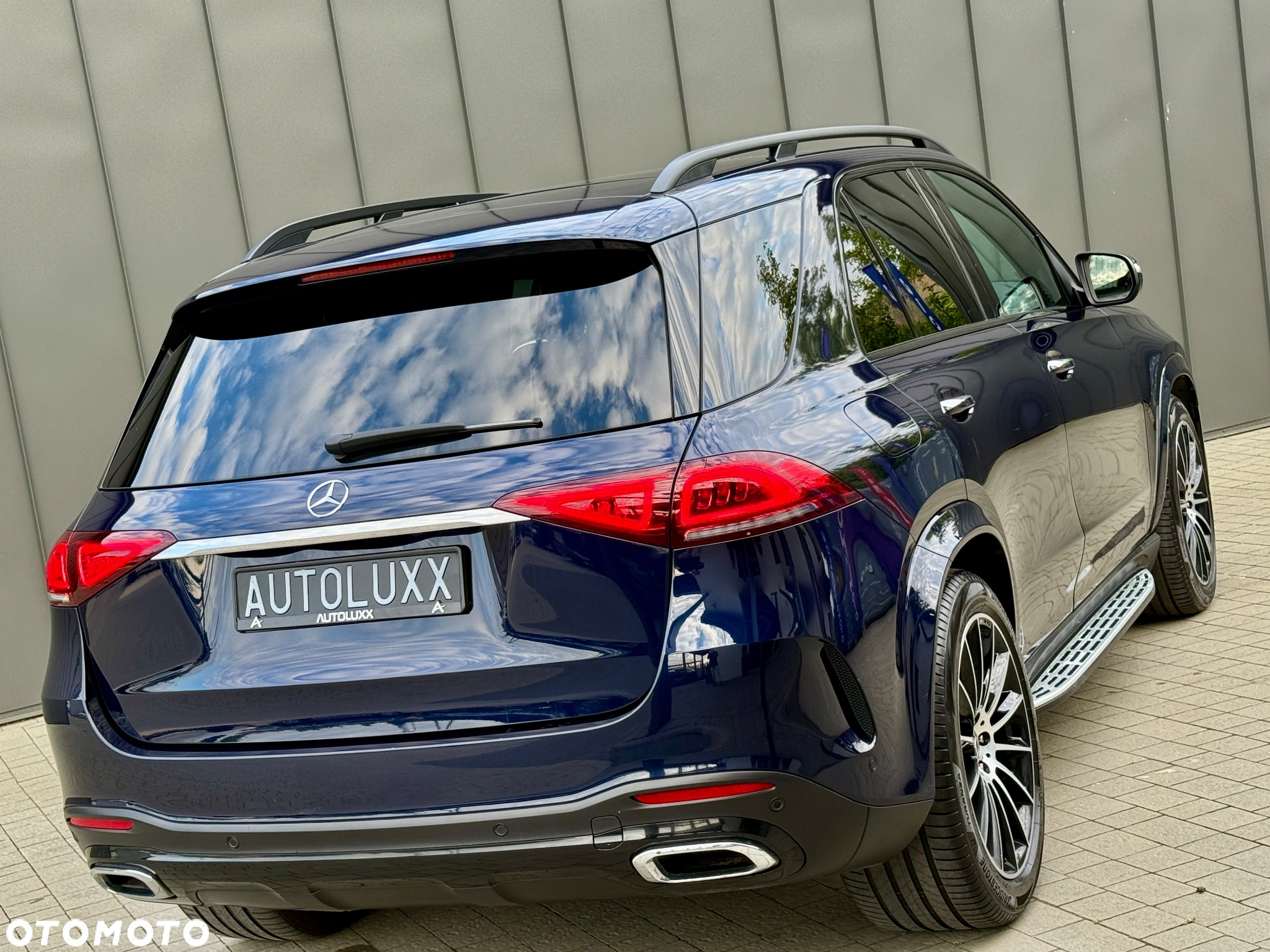 Mercedes-Benz GLE 300 d 4-Matic - 17