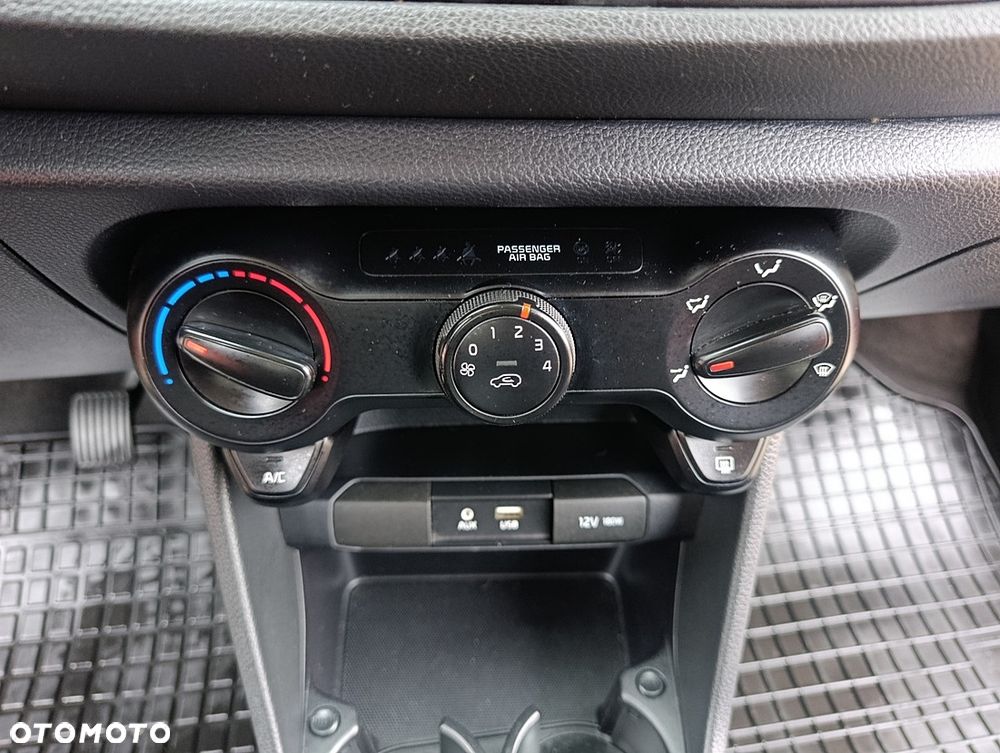 Kia Picanto 1.0 L - 21