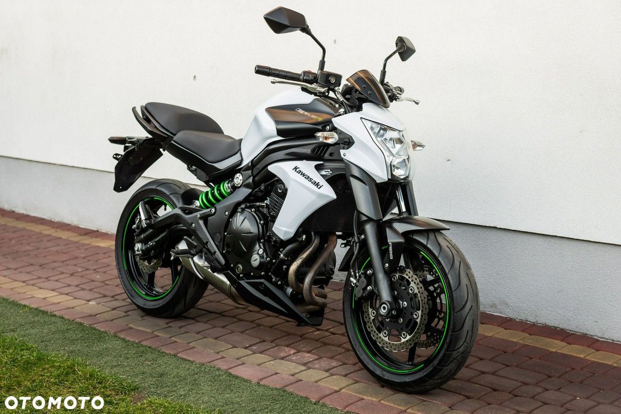 Kawasaki ER - 1