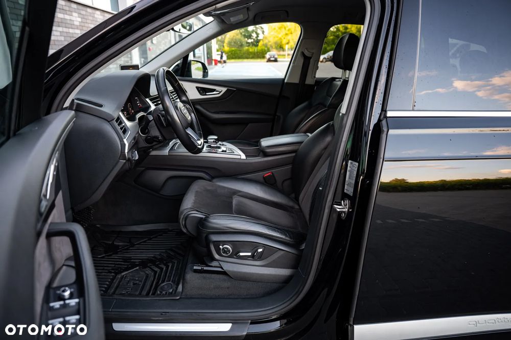Audi Q7 3.0 TDI ultra Quattro Tiptronic - 9
