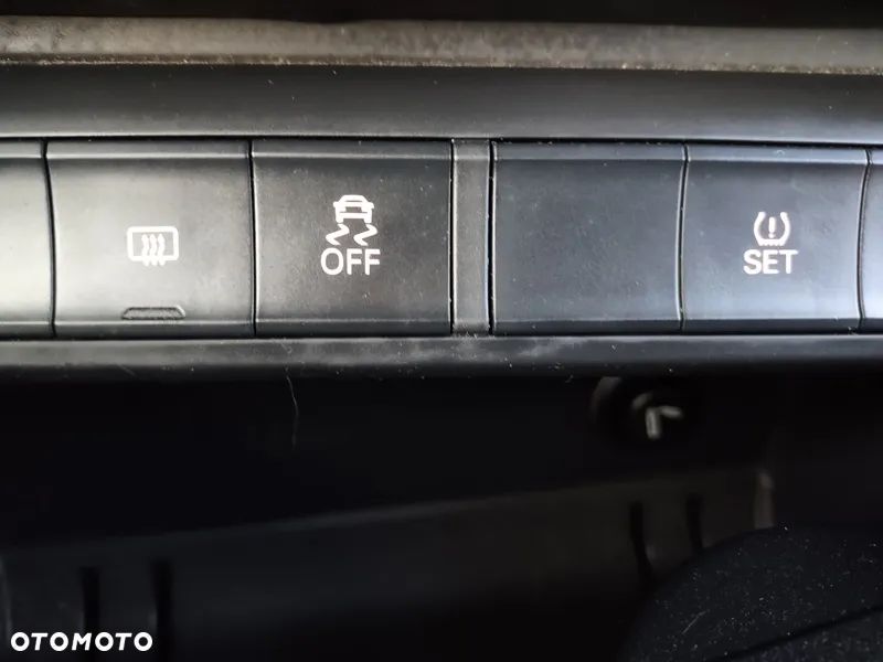 Audi A1 3-drzwiowe 1.2 TFSI S line Sportpaket - 34