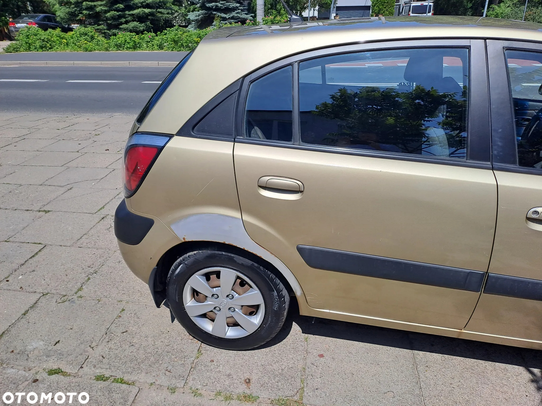 Kia Rio - 3