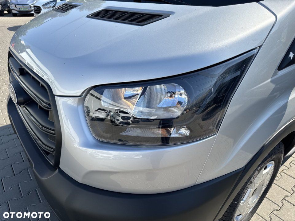 Ford Transit - 20