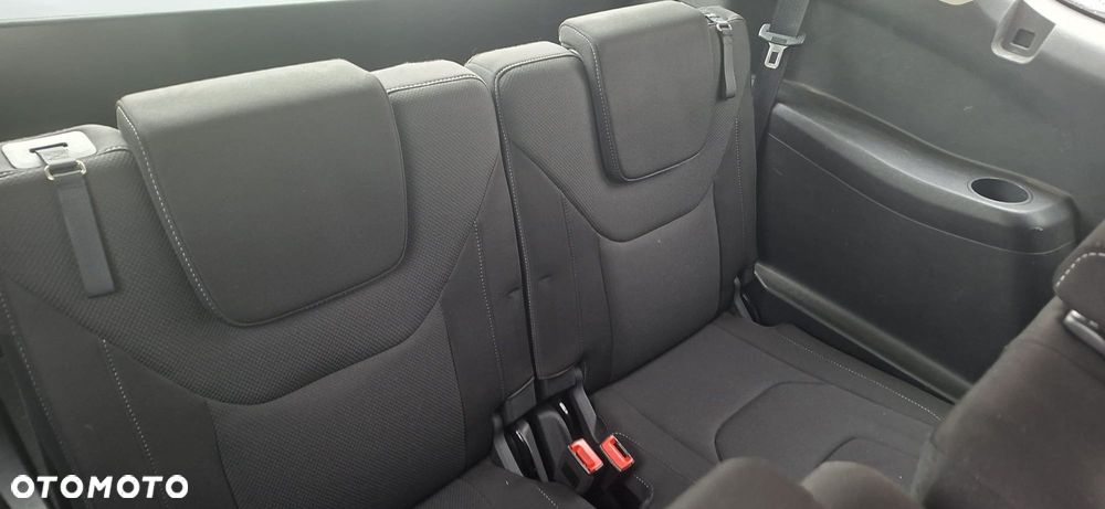 Ford S-Max 2.0 TDCi Titanium PowerShift - 15