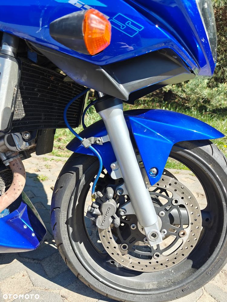 Suzuki SV - 15