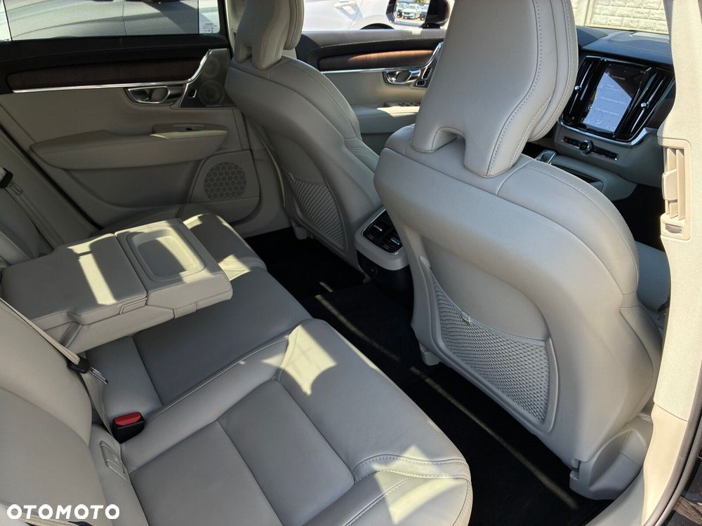 Volvo S90 - 37