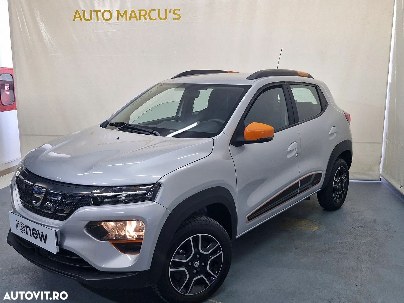 Dacia Spring Expression - 1