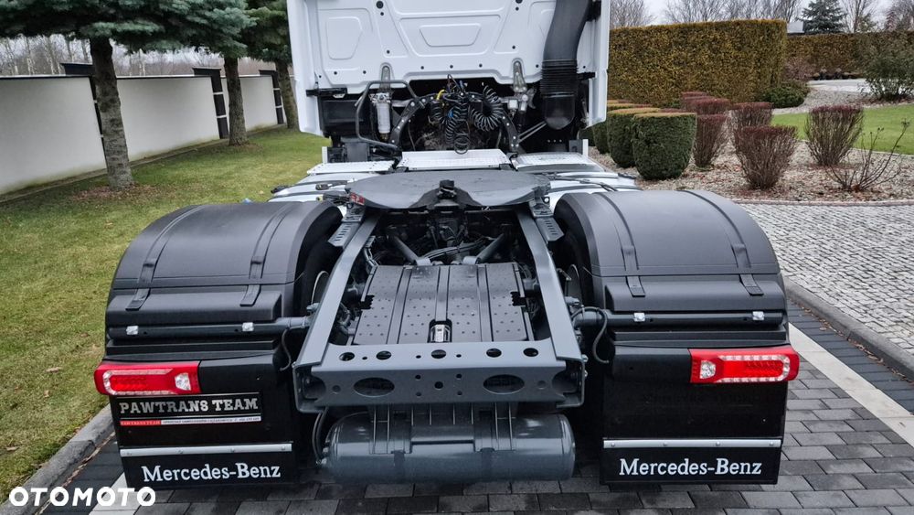 Mercedes-Benz MERCEDES-BENZ///ACTROS///1845/// MP5///2022///GIGA SPACE///SALONKA/// STANDARD///PODUSZKI///LEDY///VIRTUAL COCPIT///KLIMATYZACJA POSTOJOWA/// WAGA///NAWIGACJA///STAN BARDZO DOBRY - 6
