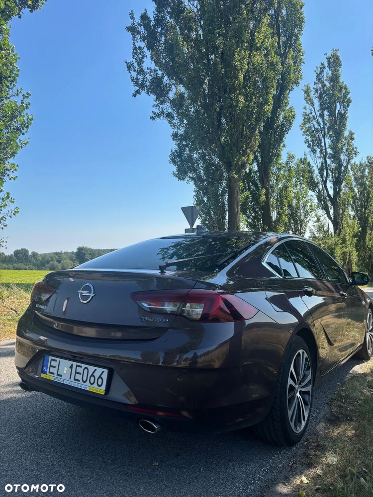 Opel Insignia - 2