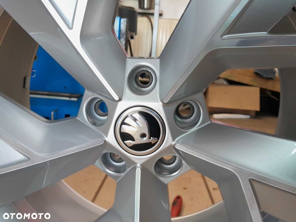 alufelgi 19 TRIGLAV oryginał SKODA KODIAQ 5X112 7jx19 et43 - 4