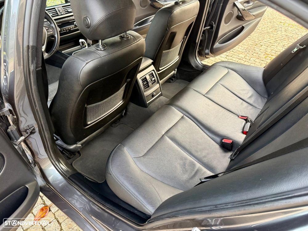 BMW 330 - 27