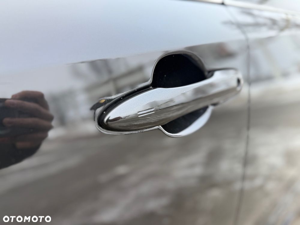 Toyota Corolla 1.8 Hybrid GPF Executive - 25