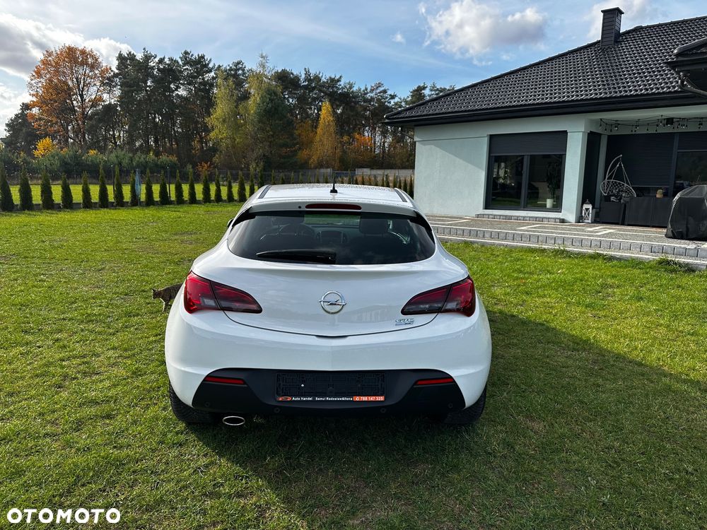 Opel Astra IV GTC 1.6 T Active - 17