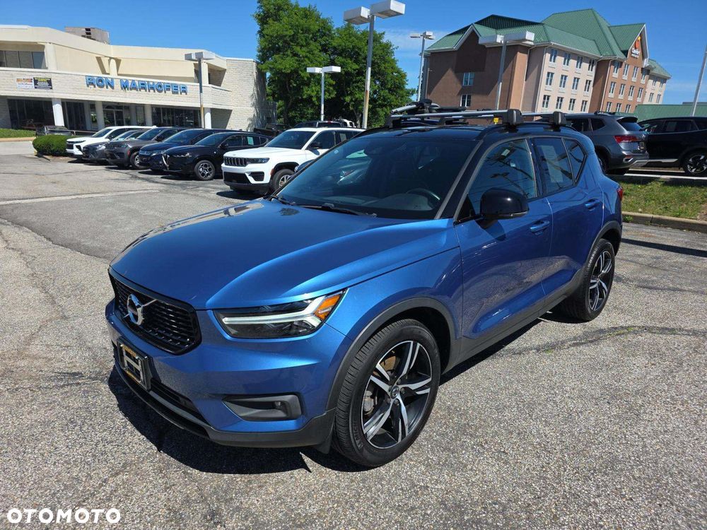 Volvo XC 40 T5 AWD R-Design - 1
