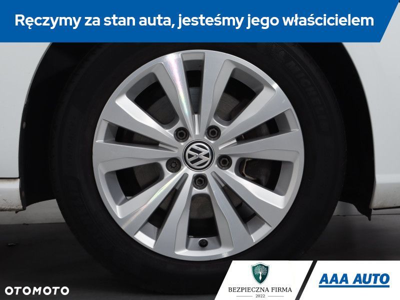 Volkswagen Golf - 16