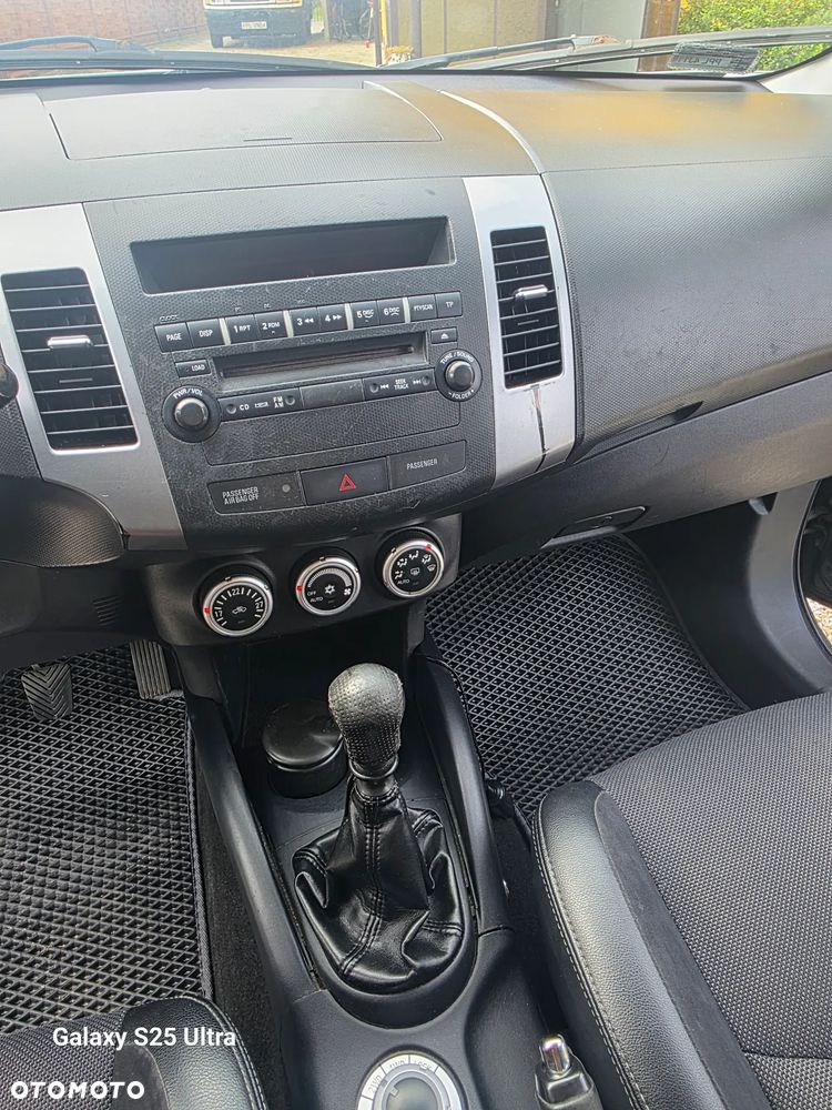 Peugeot 4007 2.2HDi Premium - 15