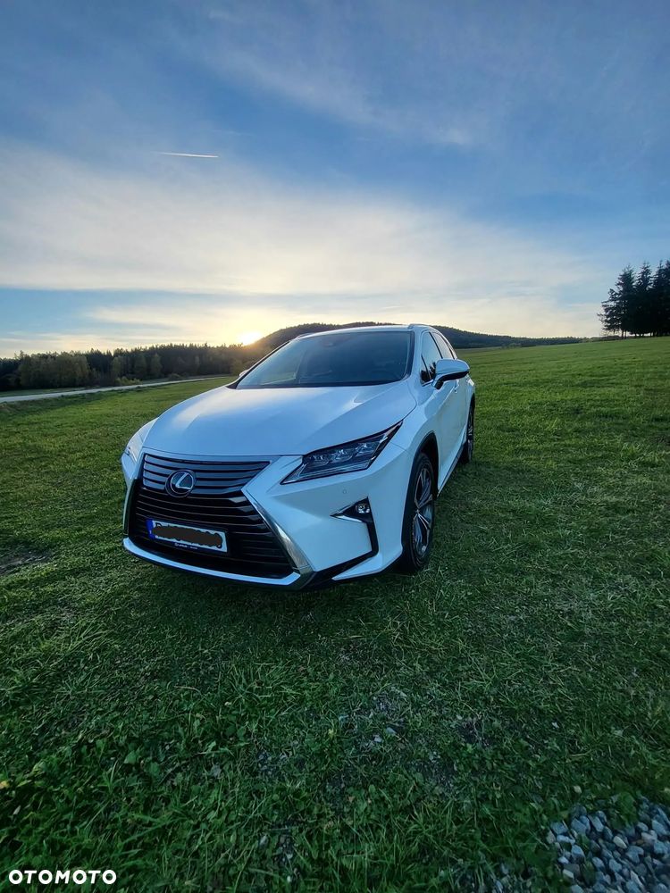 Lexus RX - 10