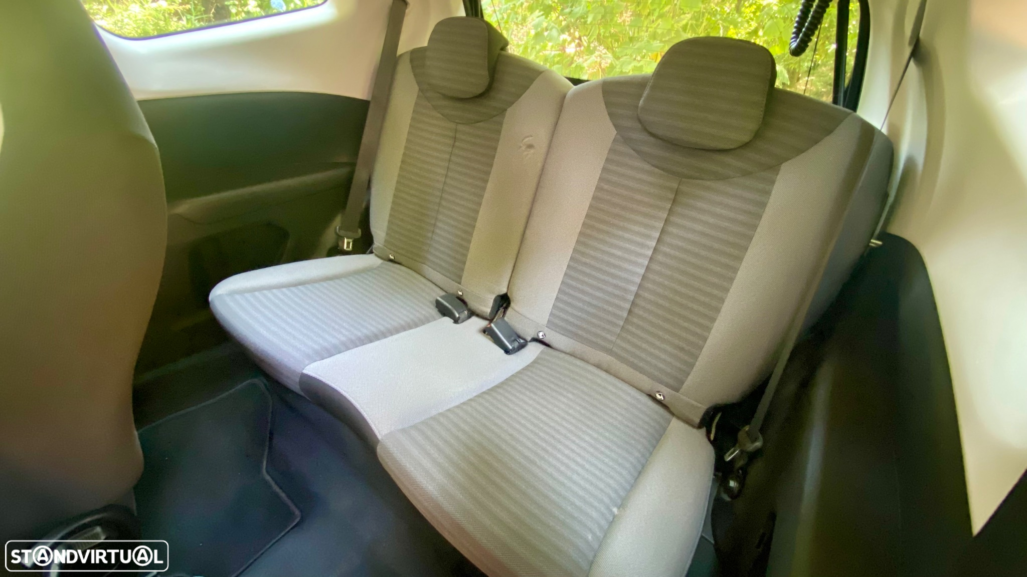 Toyota Aygo 1.0 X-Play Plus - 20