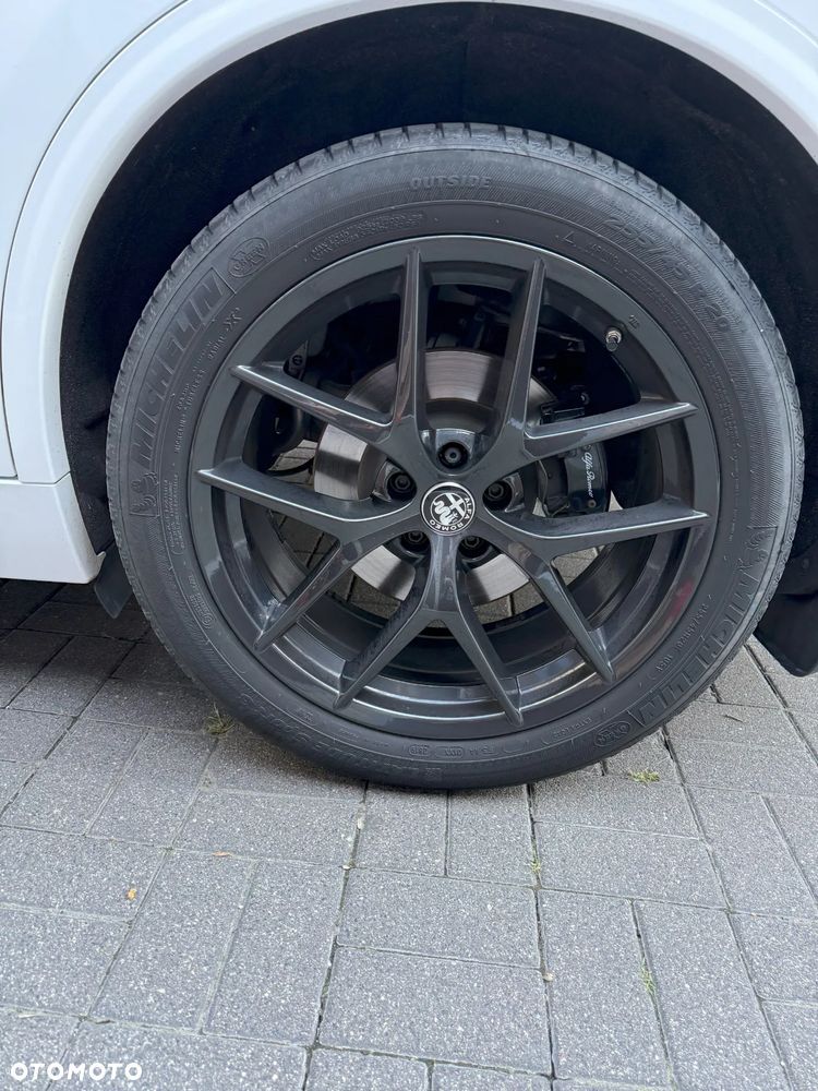 Alfa Romeo Stelvio 2.0 Turbo Veloce Q4 - 14