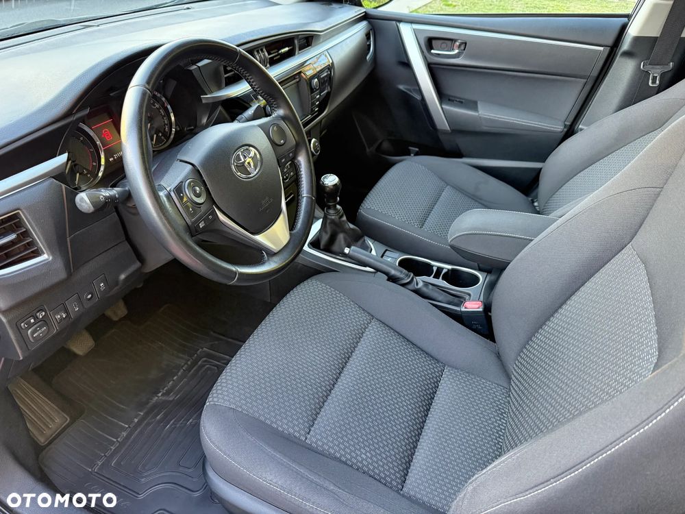 Toyota Corolla 1.6 Prestige - 12