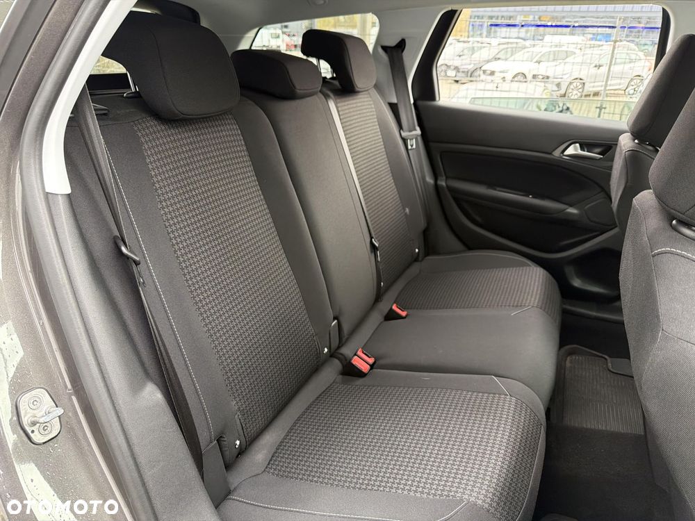 Peugeot 308 - 21