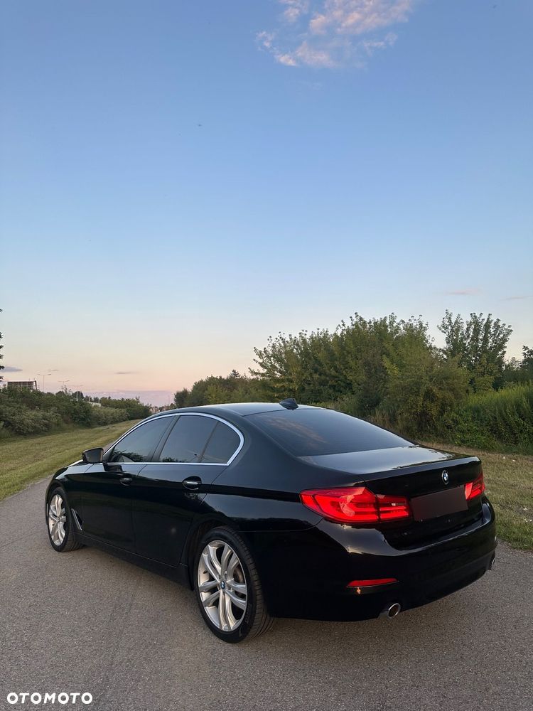 BMW Seria 5 520d Luxury Line sport - 14