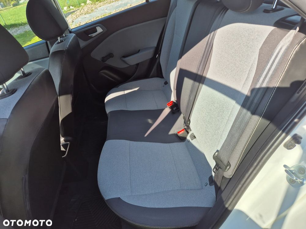 Hyundai i20 - 32