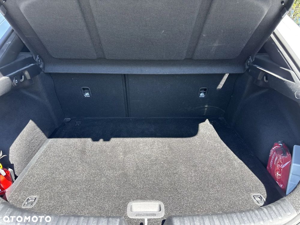 Kia XCeed 1.5 T-GDI M - 22