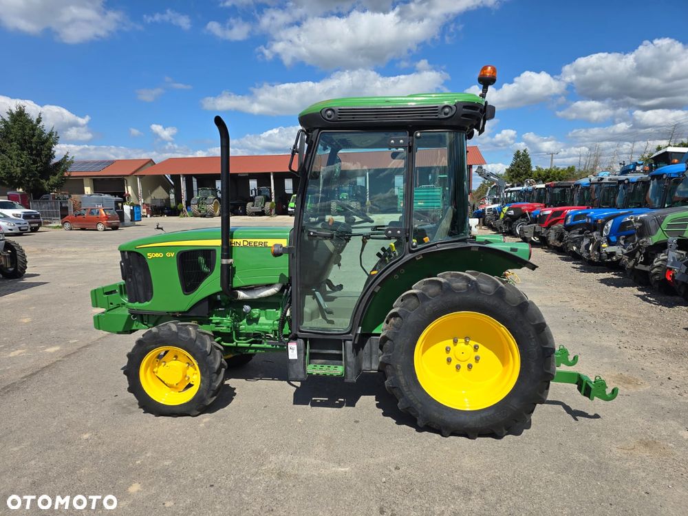 John Deere 5080GV - 5