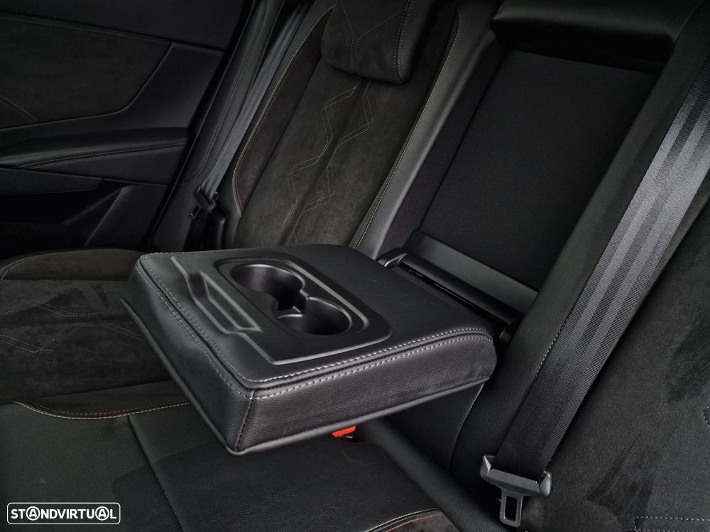 DS DS7 Crossback E-Tense Performance Line+ EAT8 - 17