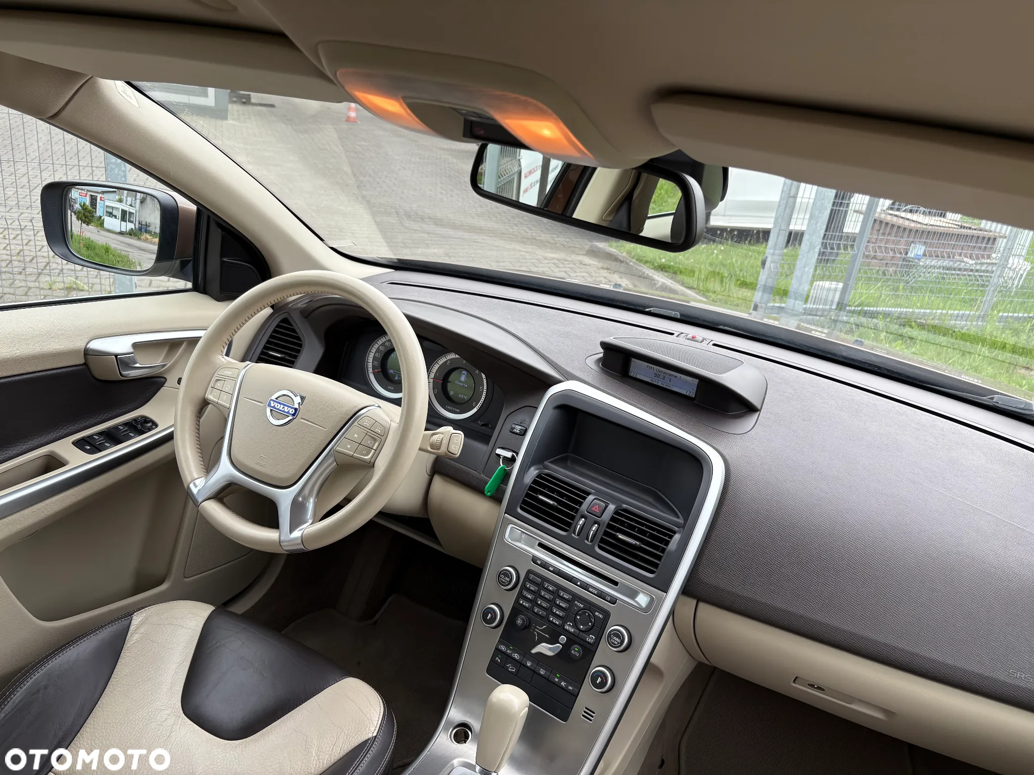 Volvo XC 60 2.4D AWD Momentum - 23